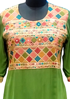 women's green colour Salwar suit