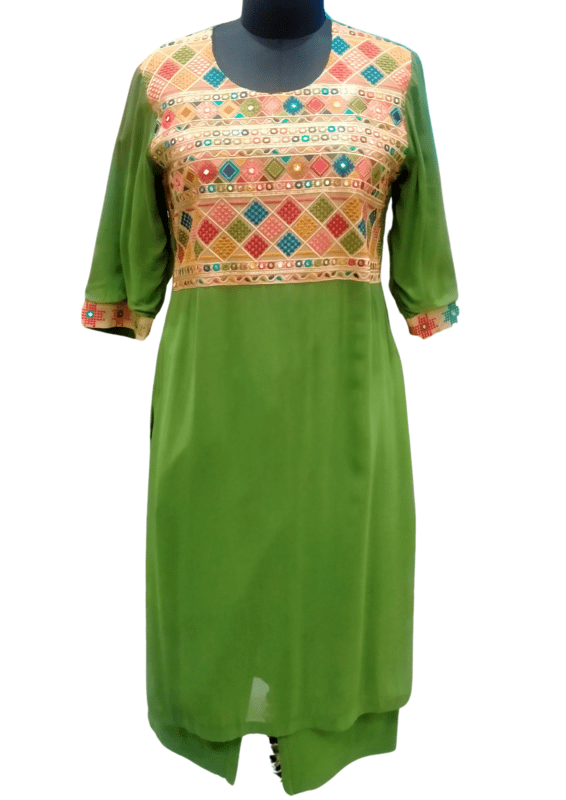 women's green colour Salwar suit